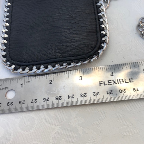 Vimoda Paris France Designer Crossbody, Like New! - Picture 6 of 6